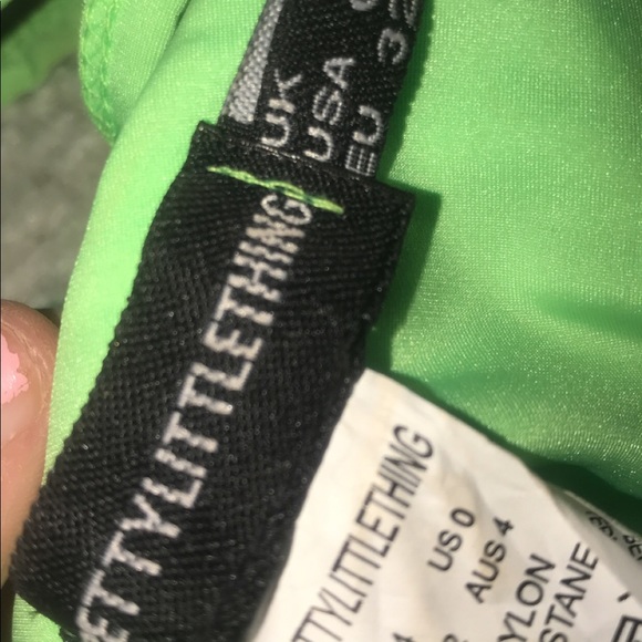 Lime green bikini - Picture 3 of 4